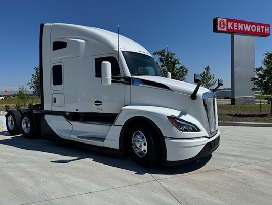 2027 Kenworth T680