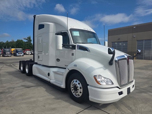 2022 Kenworth T680 in Fort Mill, SC — photo 14