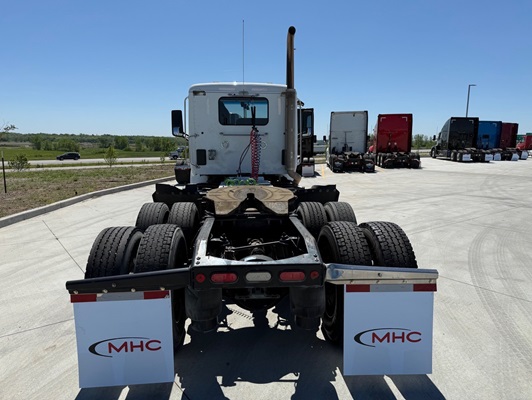2020 Peterbilt 567 in Ankeny, IA — photo 4