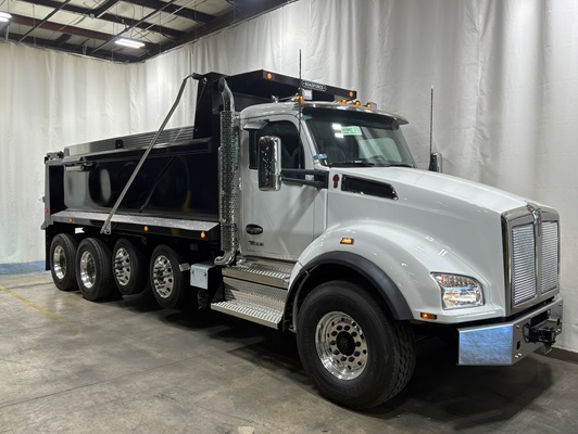 2027 Kenworth T880