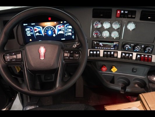 2027 Kenworth T880 in Durham, NC — photo 3