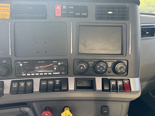 2021 Kenworth T880 in Nashville, TN — photo 35