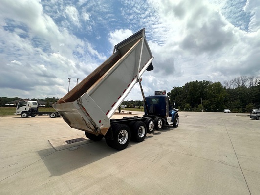 2022 Kenworth T880 in Fort Mill, SC — photo 10