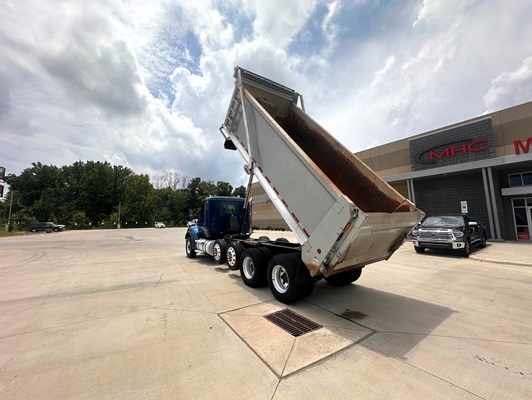 2022 Kenworth T880 in Fort Mill, SC — photo 11