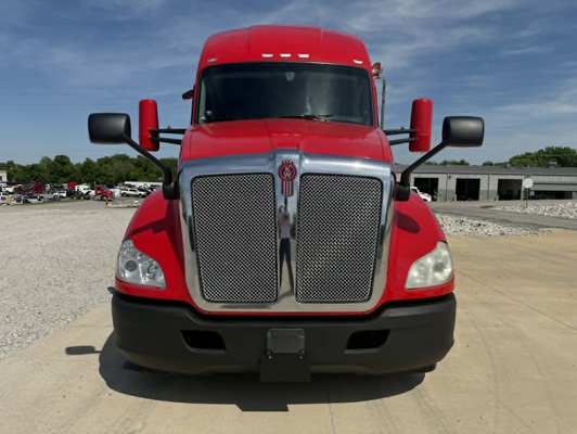 2022 Kenworth T680 in Tulsa, OK — photo 7