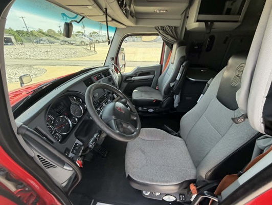 2022 Kenworth T680 in Tulsa, OK — photo 15