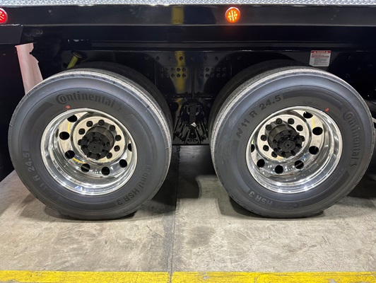 2027 Kenworth T880 in Wilmington, NC — photo 3