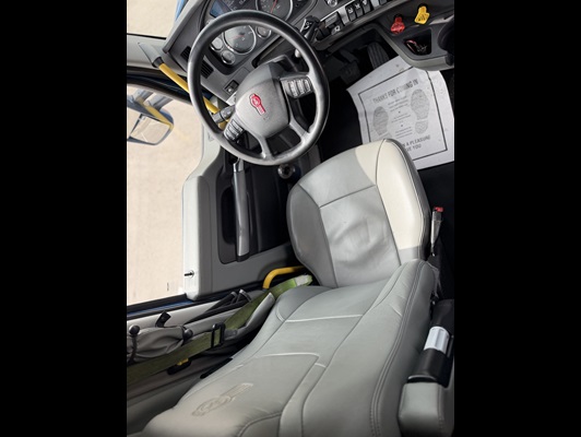 2020 Kenworth T680 in Fort Worth, TX — photo 22
