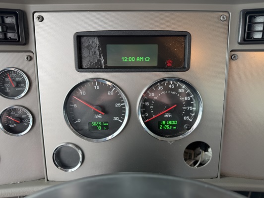 2022 Kenworth T270 in Fort Worth, TX — photo 3