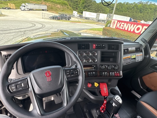 2027 Kenworth W990 in Mableton, GA — photo 14