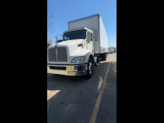 2023 Kenworth T270 in Leawood, KS — photo 2