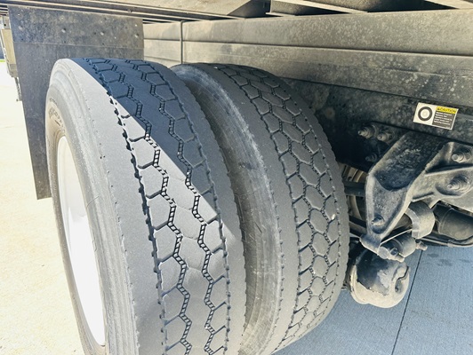 2022 Kenworth T270 in Olathe, KS — photo 16