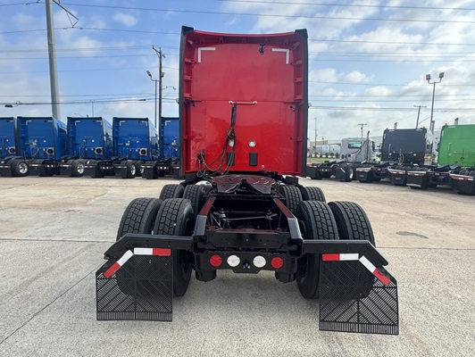 2022 Kenworth T680 in Dallas, TX — photo 9