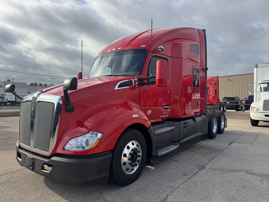 2022 Kenworth T680 in Dallas, TX — photo 5