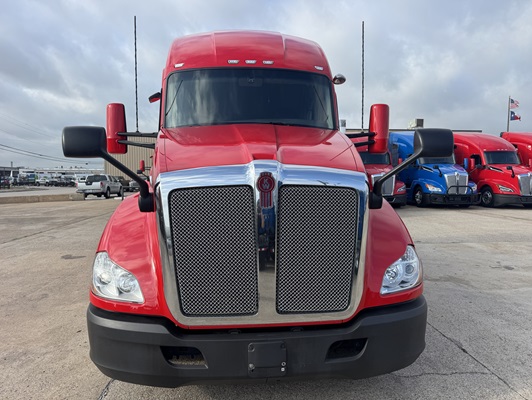 2022 Kenworth T680 in Dallas, TX — photo 6
