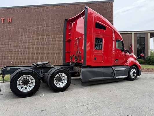 2022 Kenworth T680 in Nashville, TN — photo 8