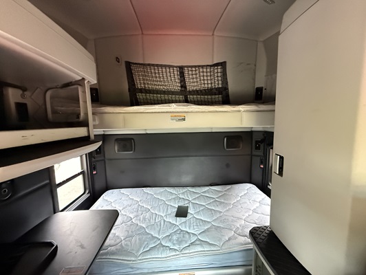 2022 Kenworth T680 in Nashville, TN — photo 18