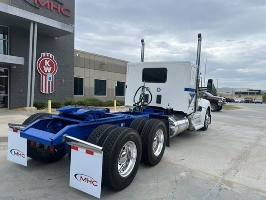 2027 Kenworth W990 in McDonough, GA — photo 3