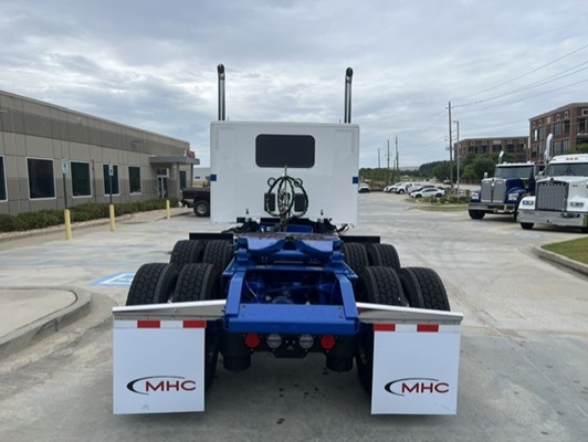2027 Kenworth W990 in McDonough, GA — photo 4
