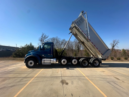 2022 Kenworth T880 in Fort Mill, SC — photo 11