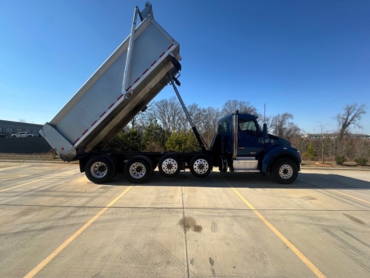2022 Kenworth T880 in Fort Mill, SC — photo 8