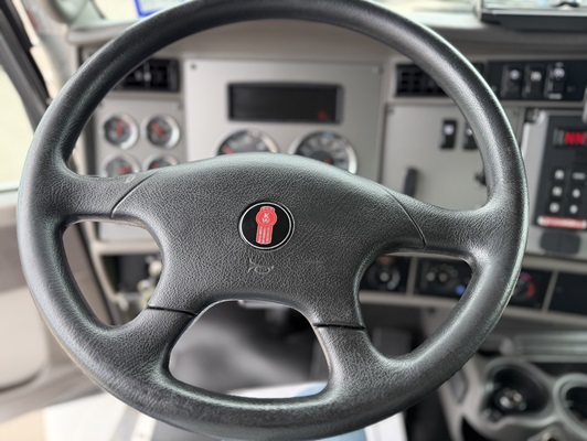2021 Kenworth T270 in Fort Worth, TX — photo 21