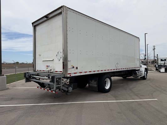 2021 Kenworth T270 in Fort Worth, TX — photo 8