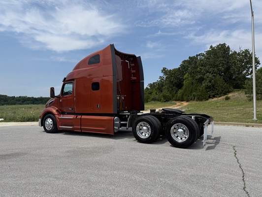 2022 Peterbilt 579 in Springdale, AR — photo 6