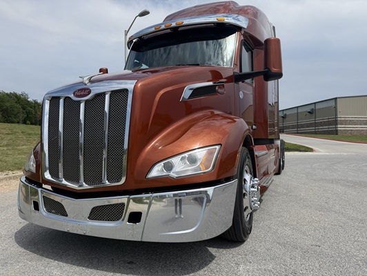 2022 Peterbilt 579 in Springdale, AR — photo 4