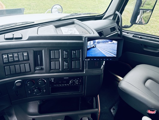 2021 Volvo in Greensboro, NC — photo 13
