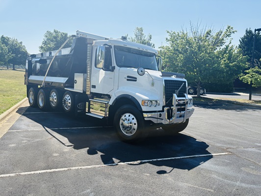 2021 Volvo in Greensboro, NC — photo 4