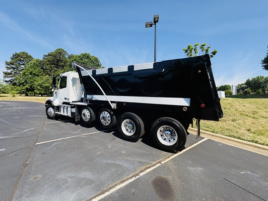 2021 Volvo in Greensboro, NC — photo 6