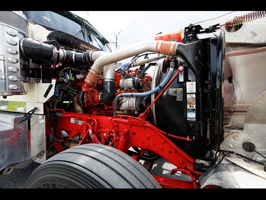 2023 Kenworth W900 in Little Rock, AR — photo 13