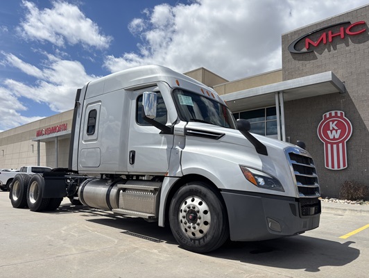 2022 Freightliner in Omaha, NE