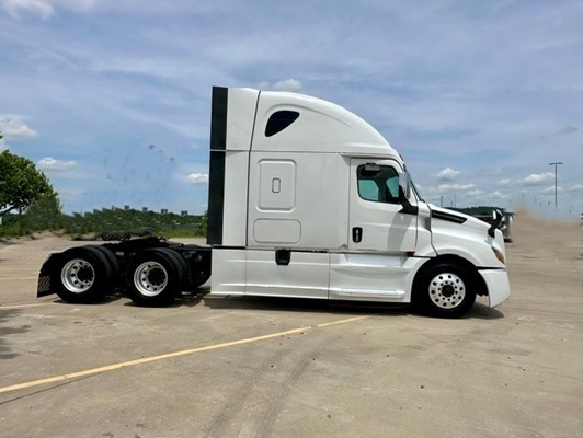 2019 Freightliner in Springdale, AR — photo 8