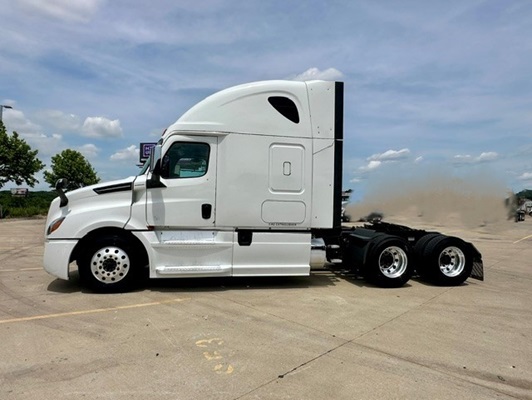 2019 Freightliner in Springdale, AR — photo 14