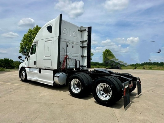 2019 Freightliner in Springdale, AR — photo 15