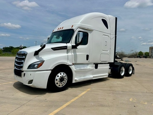 2019 Freightliner in Springdale, AR — photo 2