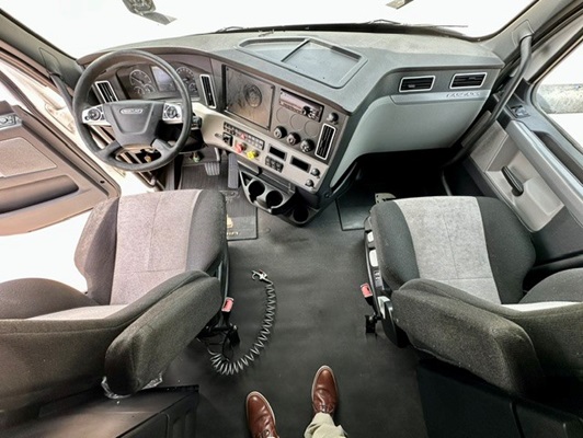 2019 Freightliner in Springdale, AR — photo 3