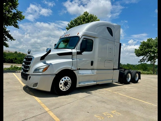 2020 Freightliner in Springdale, AR — photo 2