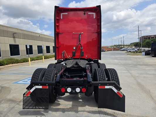 2022 Kenworth T680 in McDonough, GA — photo 5