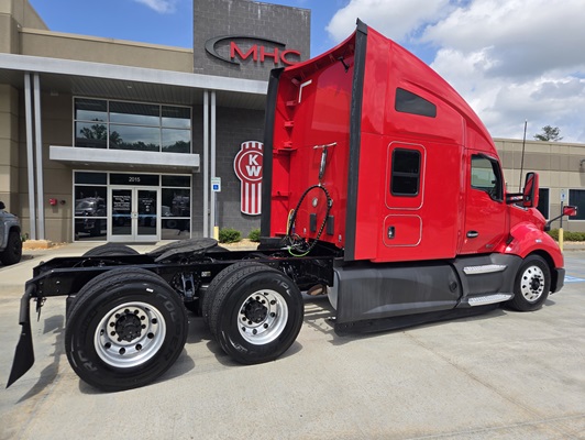2022 Kenworth T680 in McDonough, GA — photo 6