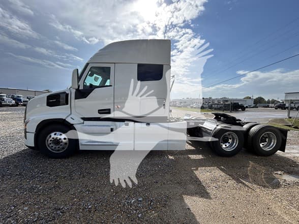2026 Mack Pioneer — photo 2
