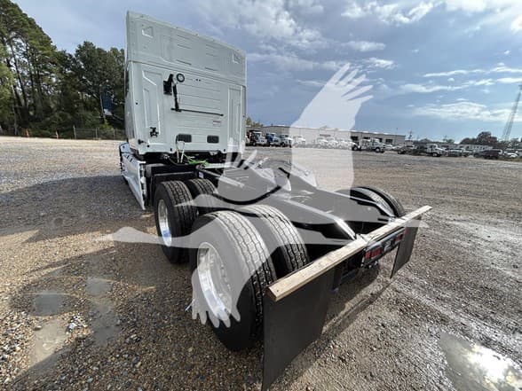 2026 Mack Pioneer — photo 3