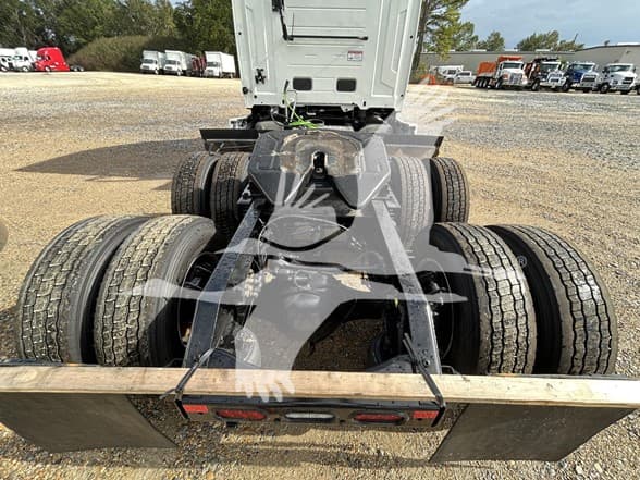 2026 Mack Pioneer — photo 4