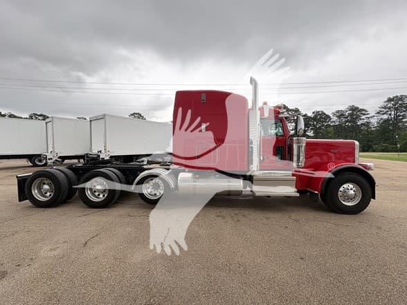 2024 Peterbilt 389 — photo 4