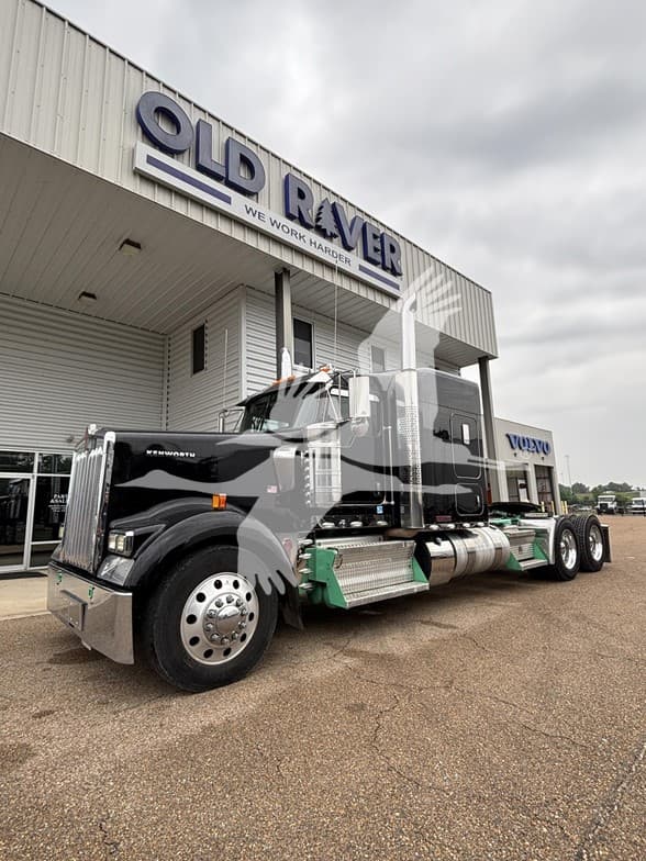 2024 Kenworth W900 — photo 4