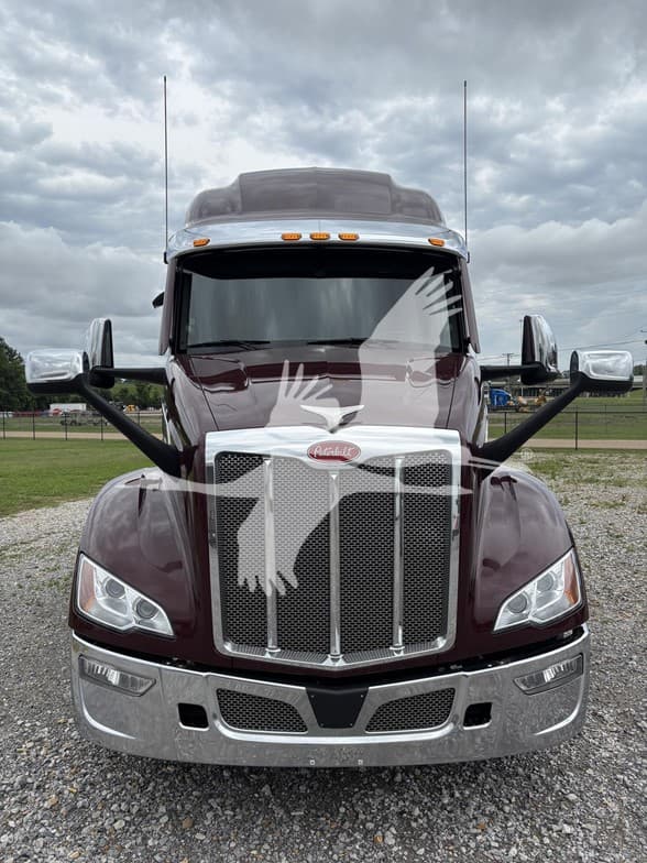 2023 Peterbilt — photo 6