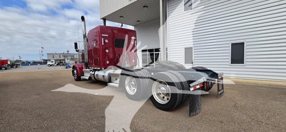 2024 Kenworth W900 — photo 4