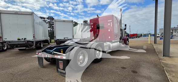 2024 Kenworth W900 — photo 5